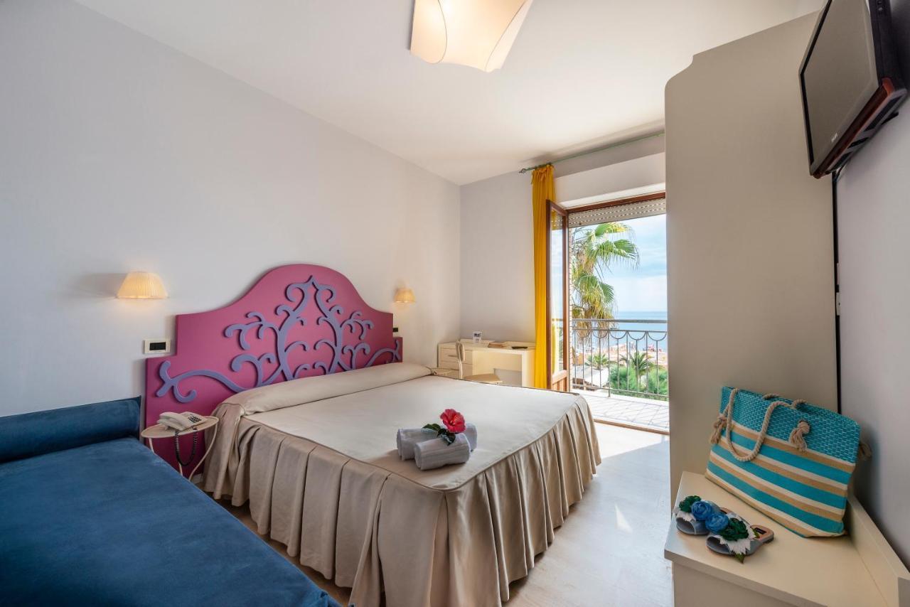 Hotel Dino San Benedetto del Tronto Exterior foto